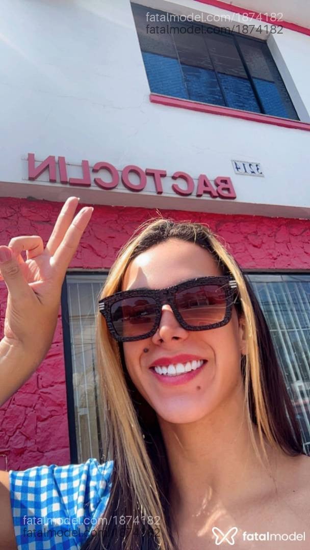 Acompanhante mulher trans com cabelo castanho de olhos castanhos em São Paulo - Shakira