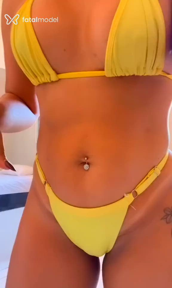 Acompanhante mulher com cabelo castanho de olhos castanhos - Melissa Castro