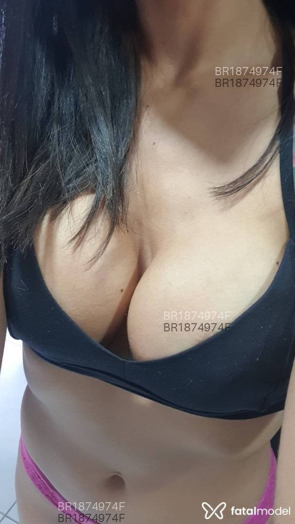 Acompanhante mulher morena (o) de olhos castanhos em Rio de Janeiro - Mirella