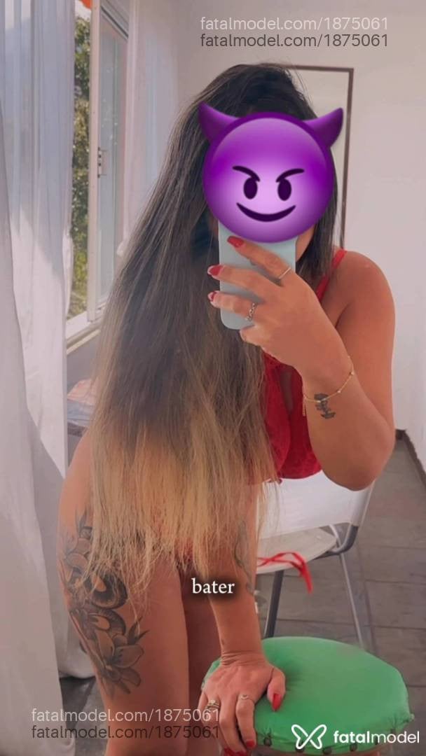 Acompanhante mulher loira (o) de olhos castanhos - Paloma Ferrari