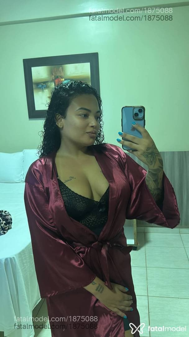 Acompanhante mulher morena (o) de olhos castanhos em Barreiras - Maya Gaucha