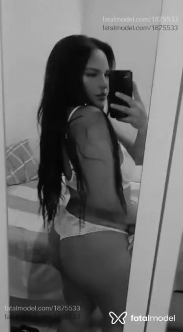 Acompanhante mulher morena (o) de olhos castanhos em Guarujá - Bruna Biazy