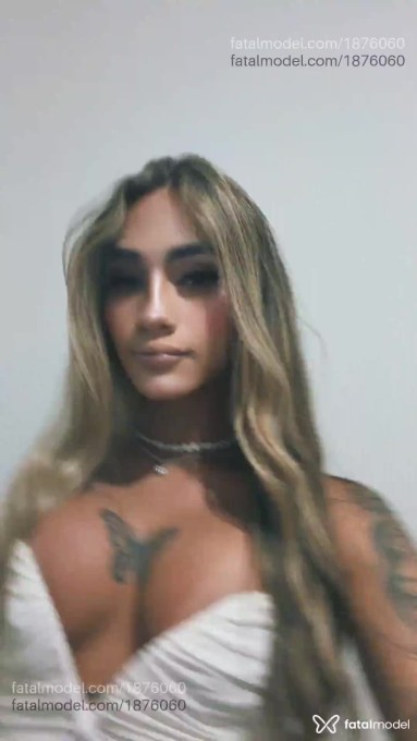 Acompanhante mulher trans loira (o) de olhos mel em Vitória Acompanhante mulher trans loira (o) de olhos mel em Vitória - Isis Velez