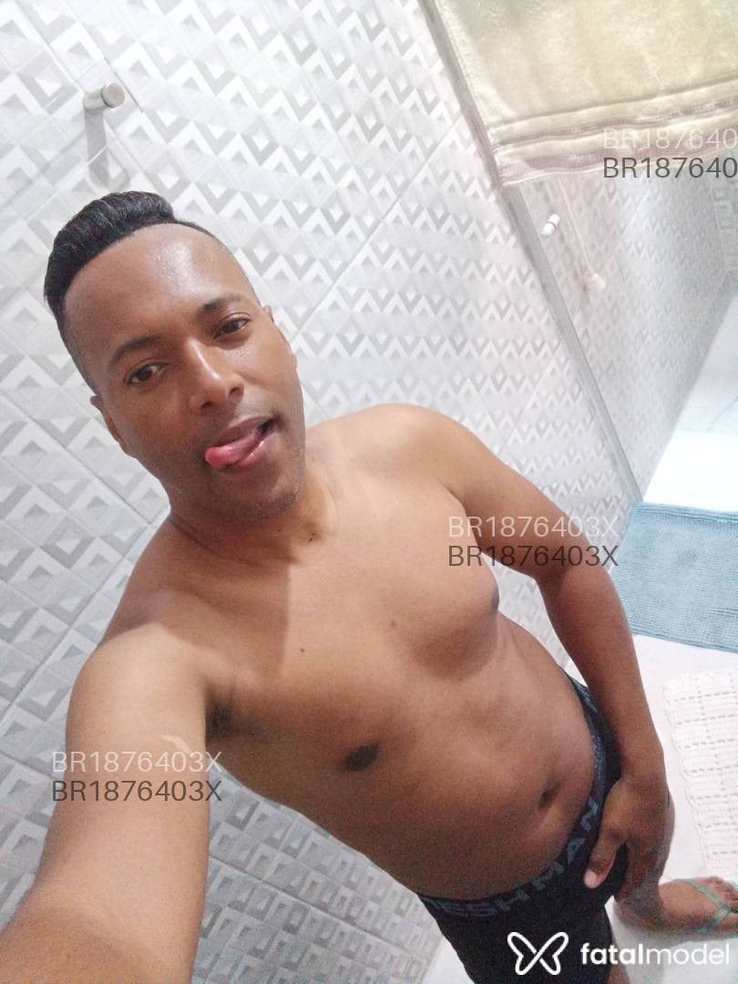 Acompanhante homem com cabelo castanho de olhos pretos em São Paulo - Pretusedution