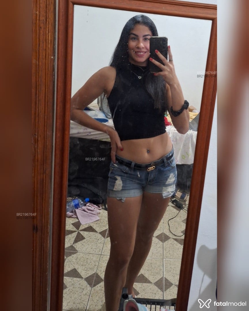 Acompanhante mulher morena (o) de olhos castanhos em Santos - Gabi Cortês