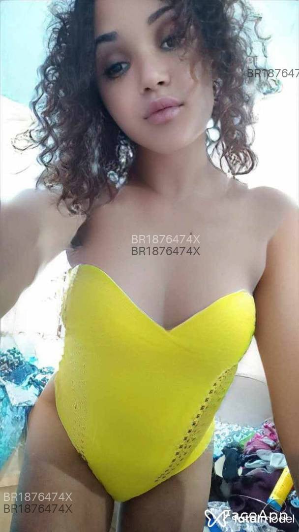 Acompanhante mulher trans morena (o) de olhos castanhos em Curitiba - Aliny Santos