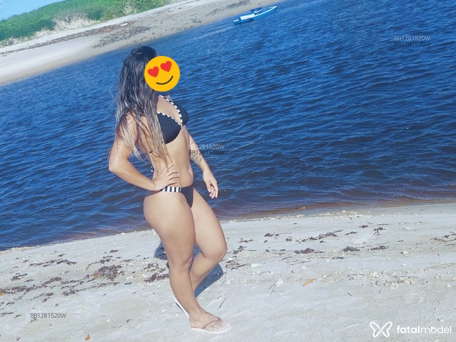 Acompanhante mulher loira (o) de olhos castanhos em Porto Alegre - Ruby Reis
