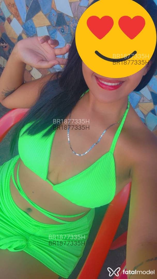 Acompanhante mulher morena (o) de olhos pretos - Laila Acompanhante mulher morena (o) de olhos pretos - Laila