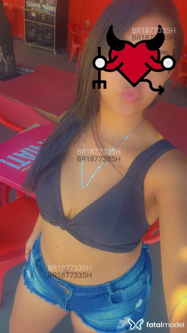 Acompanhante mulher morena (o) de olhos pretos - Laila Acompanhante mulher morena (o) de olhos pretos - Laila