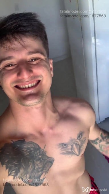 Acompanhante homem com cabelo castanho de olhos mel em Florianópolis - Brayan