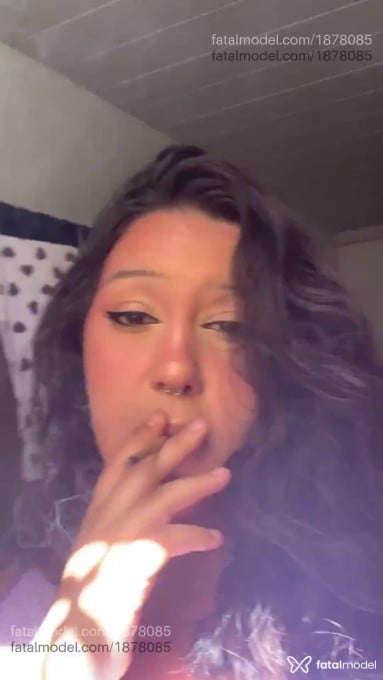 Acompanhante mulher com cabelo castanho de olhos castanhos - Melissa Acompanhante mulher com cabelo castanho de olhos castanhos - Melissa