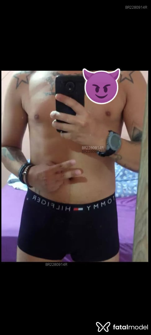 Acompanhante homem morena (o) de olhos verdes em Gramado Acompanhante homem morena (o) de olhos verdes em Gramado - Thiago Volk