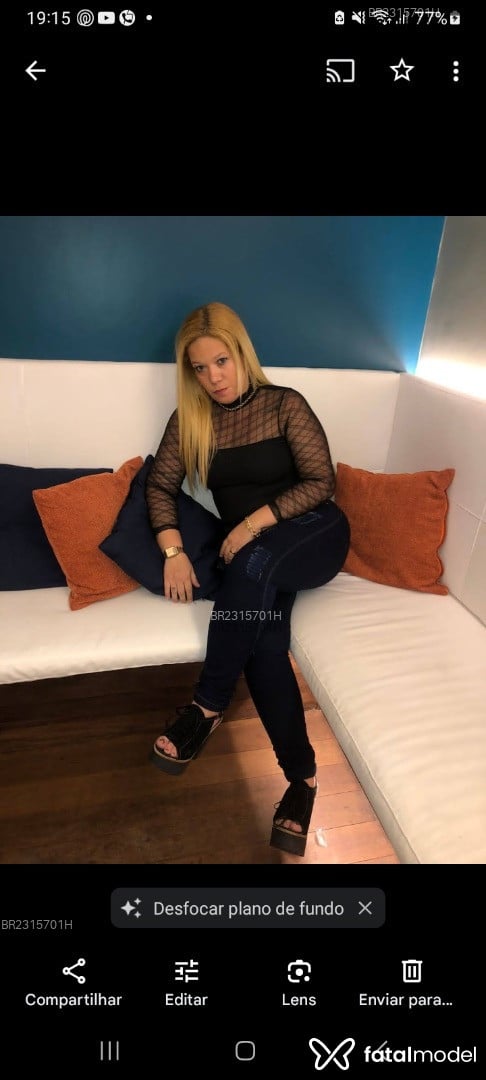 Acompanhante mulher loira (o) de olhos castanhos em Rio de Janeiro - Loiragg