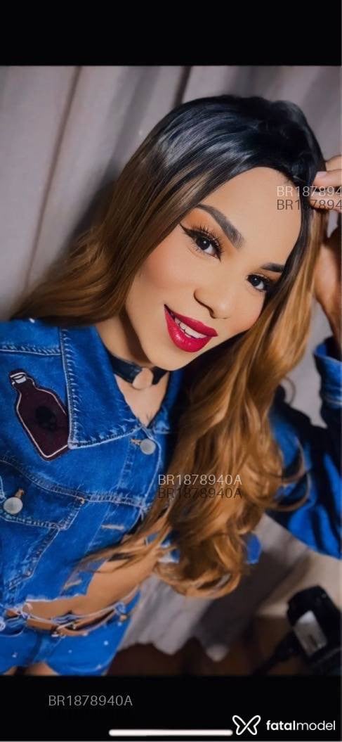Acompanhante mulher trans morena (o) de olhos pretos em Criciúma - StherSilva