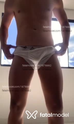 Acompanhante homem morena (o) de olhos pretos em Virtual Acompanhante homem morena (o) de olhos pretos em Virtual - Lucas Gantizzo
