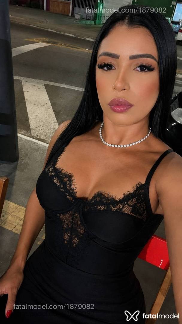 Acompanhante mulher morena (o) de olhos castanhos - Camila Monteiro