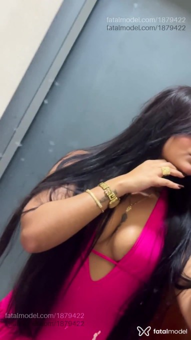 Acompanhante mulher com cabelo castanho de olhos mel em Belo Horizonte - Melissa Angelott