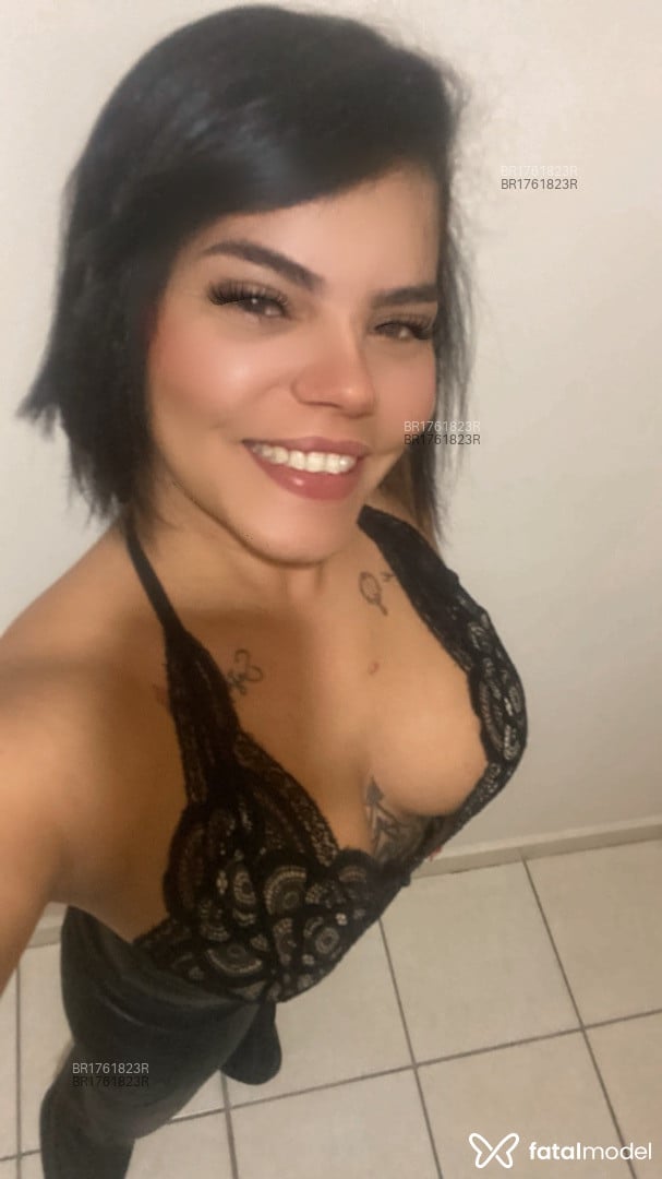 Acompanhante mulher morena (o) de olhos castanhos em Belo Horizonte - Michelle Coimbra