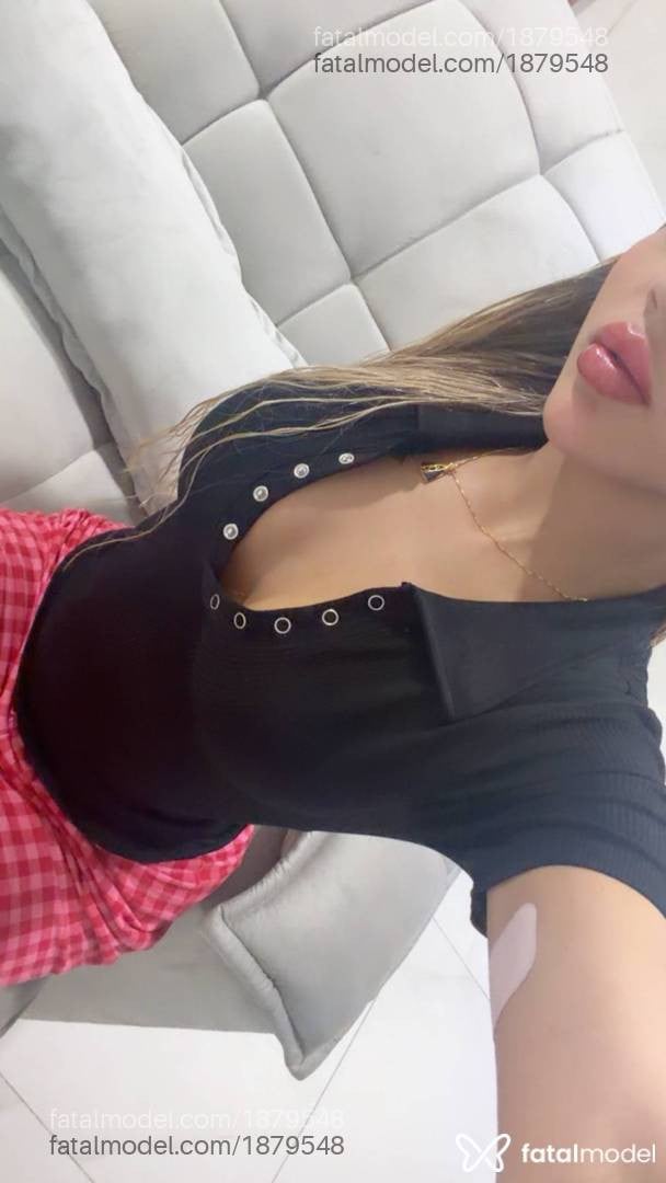 Acompanhante mulher com cabelo castanho de olhos castanhos - Lilit