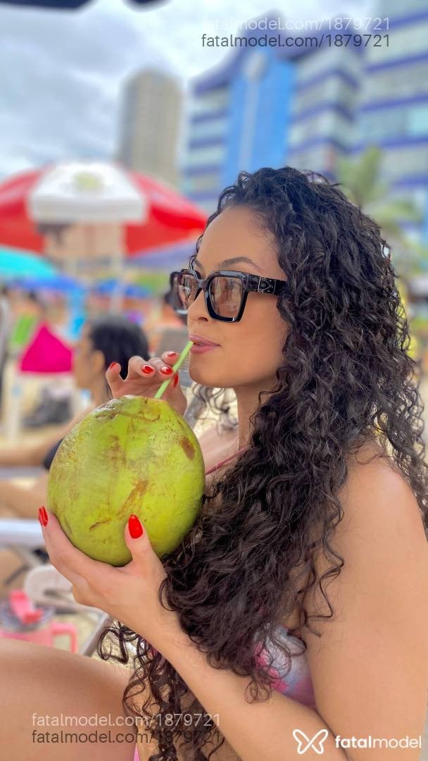 Acompanhante mulher morena (o) de olhos castanhos em Rio do Sul - Bella