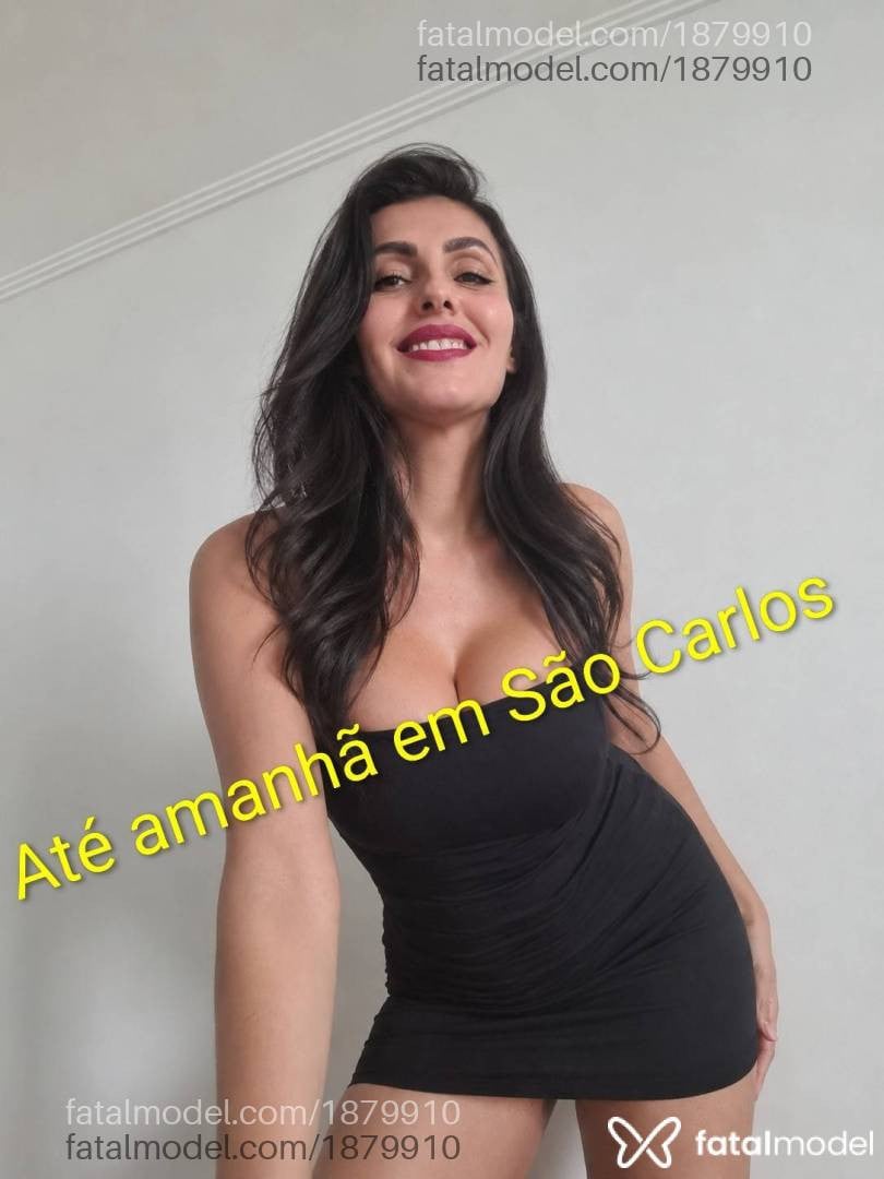 Acompanhante mulher trans morena (o) de olhos pretos - Yasmin Velask