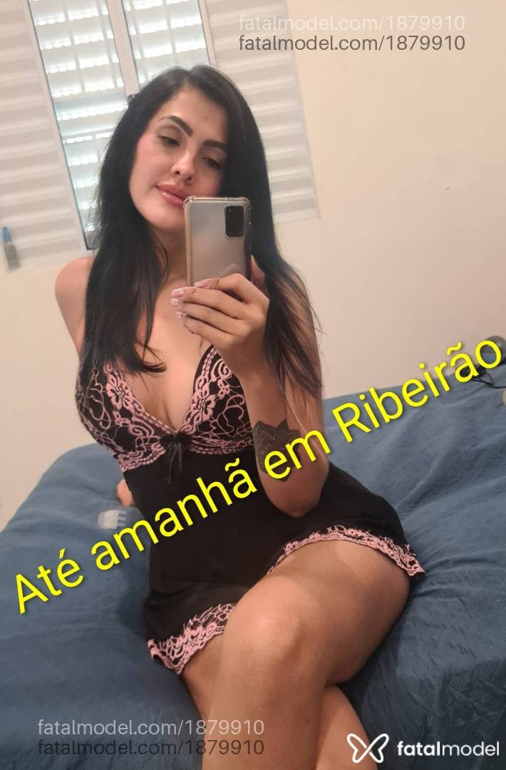 Acompanhante mulher trans morena (o) de olhos pretos - Yasmin Velask