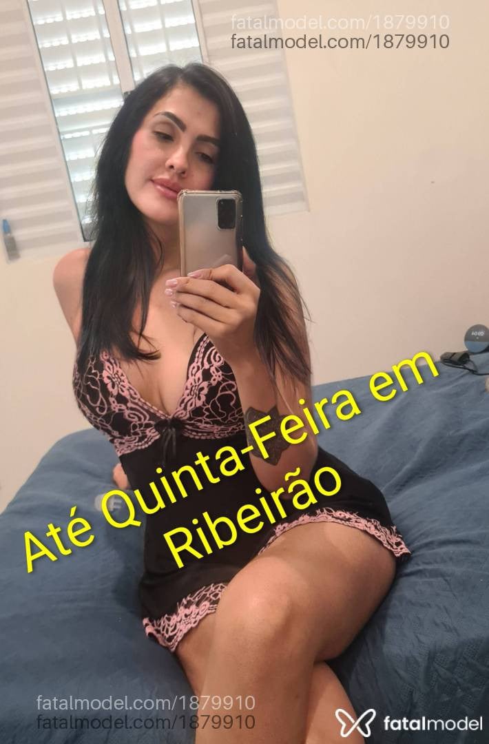 Acompanhante mulher trans morena (o) de olhos pretos - Yasmin Velask