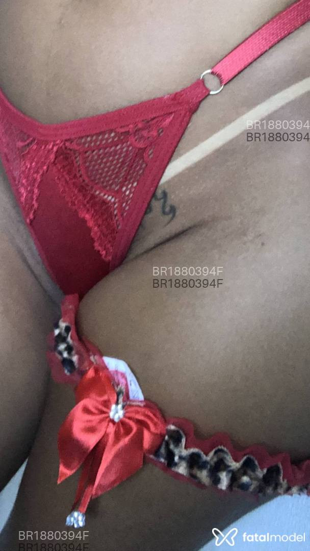 Acompanhante mulher com cabelo castanho de olhos pretos em Serra Acompanhante mulher com cabelo castanho de olhos pretos em Serra - Vivi silva