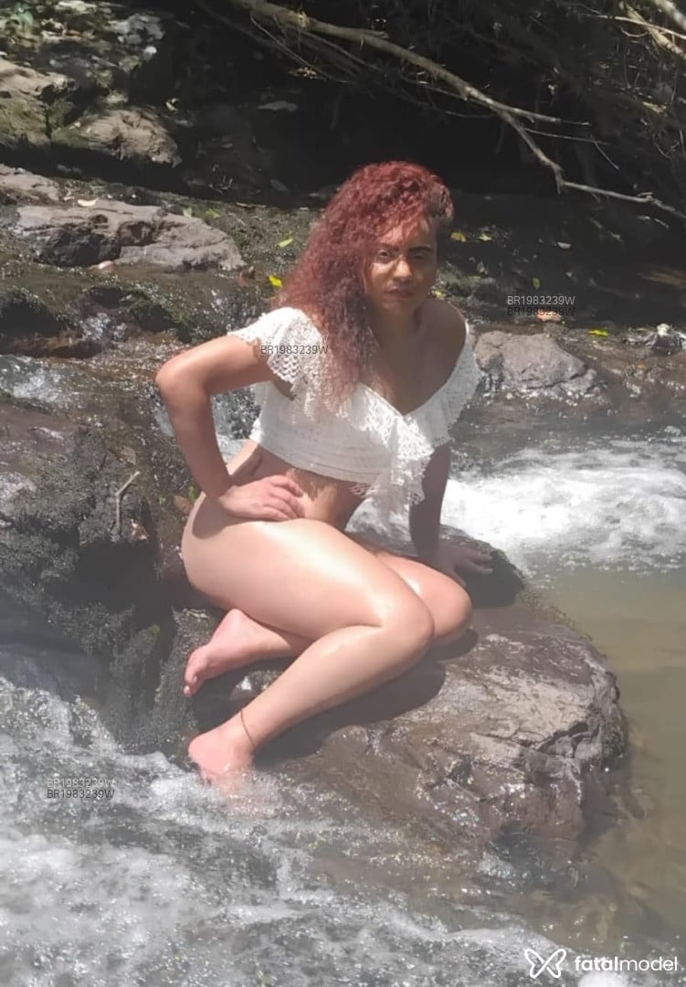 Acompanhante homem trans com cabelo castanho de olhos pretos em Caxias do Sul Acompanhante homem trans com cabelo castanho de olhos pretos em Caxias do Sul - Bruna
