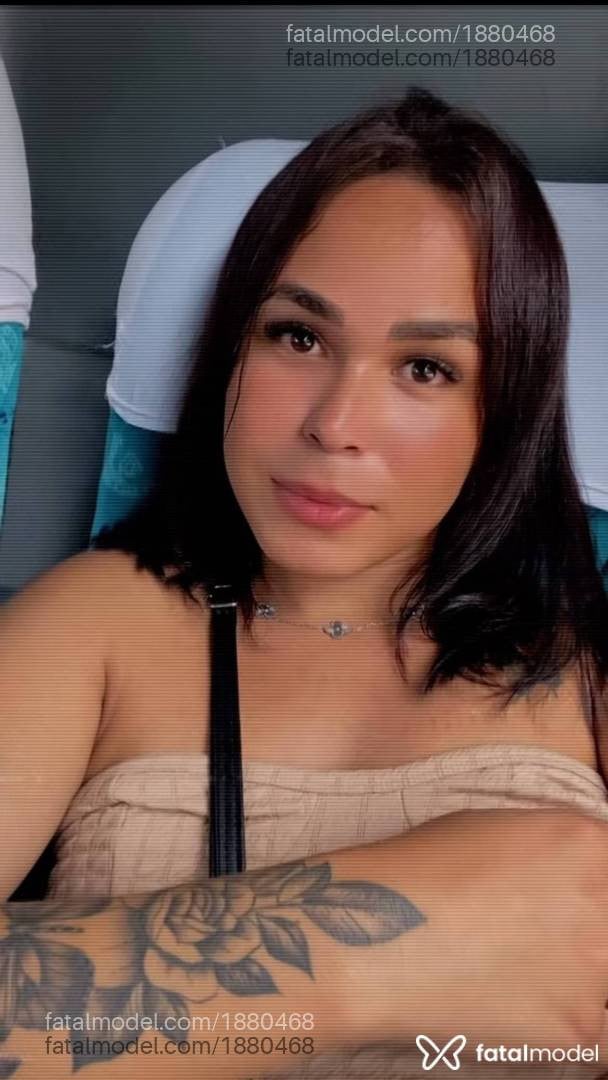 Acompanhante mulher trans com cabelo castanho de olhos castanhos em Itabirito - Beatriz