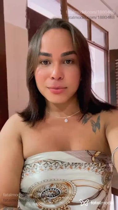 Acompanhante mulher trans com cabelo castanho de olhos castanhos em Itabirito - Beatriz
