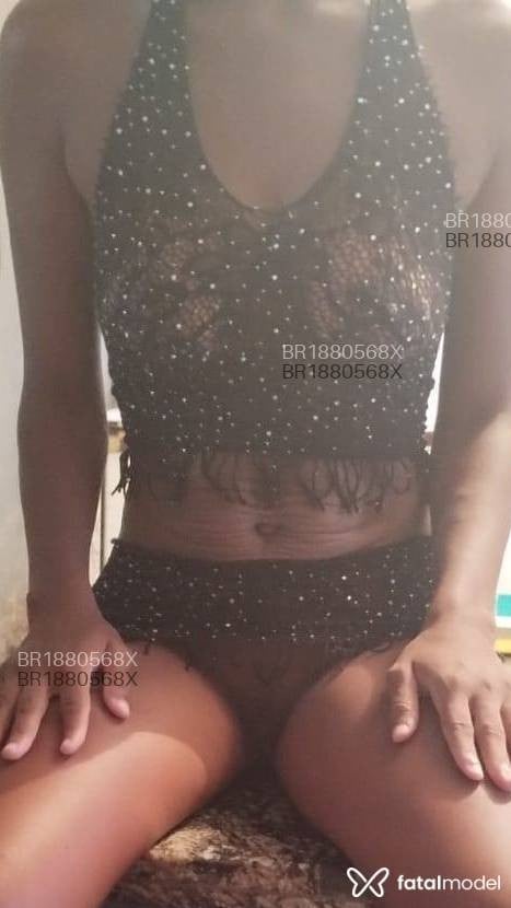 Acompanhante mulher com cabelo castanho de olhos castanhos em Teresópolis Acompanhante mulher com cabelo castanho de olhos castanhos em Teresópolis - Pricila