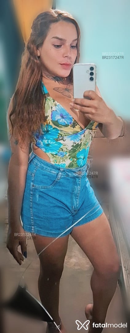 Acompanhante mulher trans ruiva (o) de olhos castanhos em Nhandeara - Beatriz