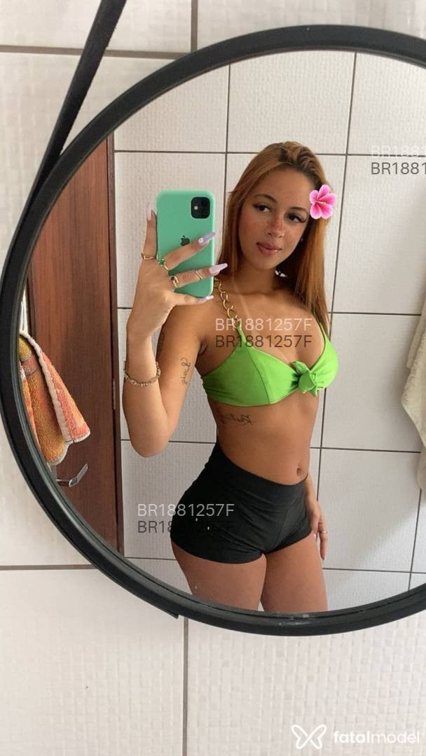 Acompanhante mulher ruiva (o) de olhos castanhos em Bertioga - Thays