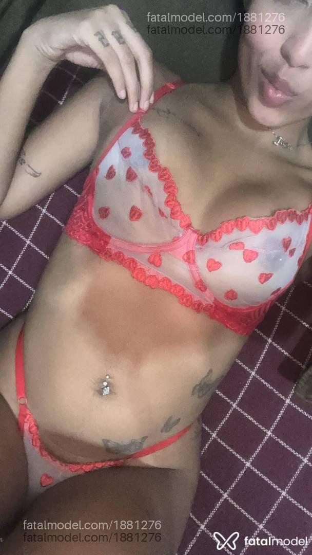 Acompanhante mulher morena (o) de olhos castanhos em Rio Claro Acompanhante mulher morena (o) de olhos castanhos em Rio Claro - Jadi