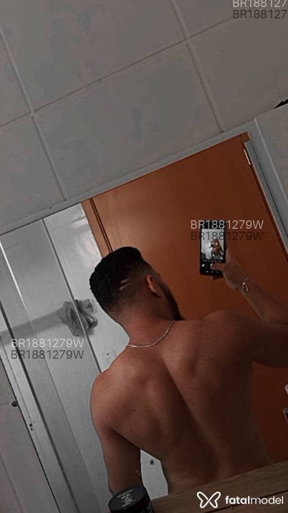 Acompanhante homem morena (o) de olhos verdes em Uberlândia - Iam carvalho