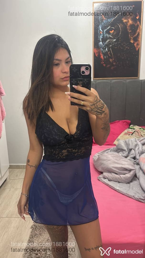 Acompanhante mulher morena (o) de olhos castanhos - Alice