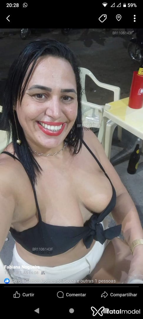 Acompanhante mulher morena (o) de olhos castanhos - Paula Acompanhante mulher morena (o) de olhos castanhos - Paula