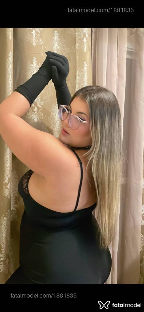 Acompanhante mulher loira (o) de olhos mel - Bárbara Evans