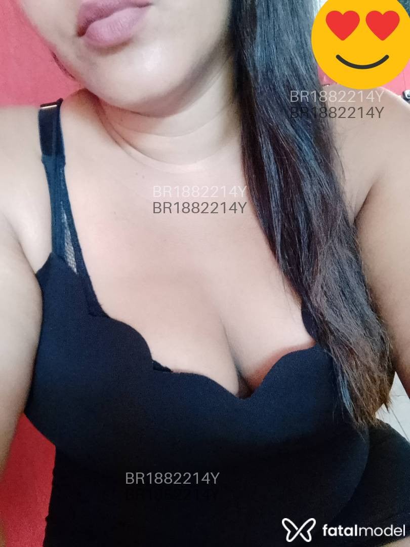 Acompanhante mulher com cabelo castanho de olhos mel em Paragominas Acompanhante mulher com cabelo castanho de olhos mel em Paragominas - Lunna Vaz