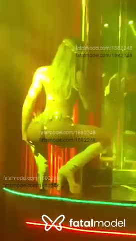 Acompanhante mulher loira (o) de olhos castanhos em São Paulo Acompanhante mulher loira (o) de olhos castanhos em São Paulo - Beatriz Tomazini