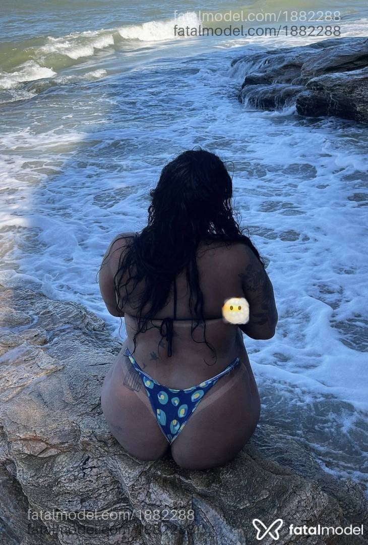 Acompanhante mulher morena (o) de olhos castanhos - Samira