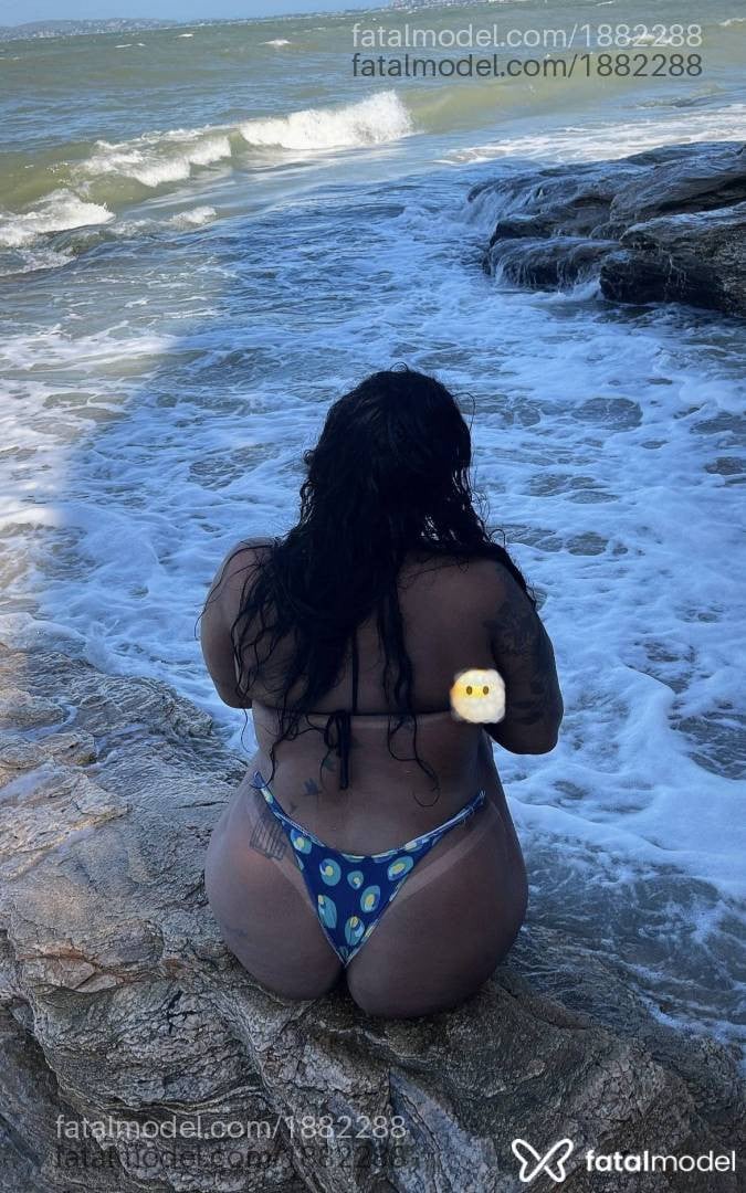 Acompanhante mulher morena (o) de olhos castanhos - Samira
