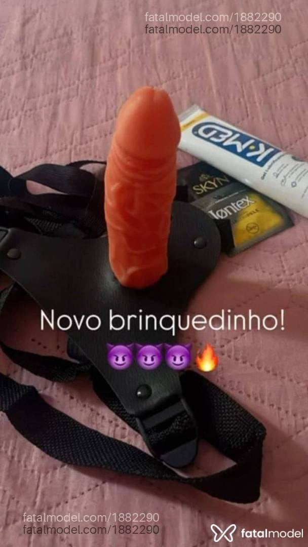 Acompanhante mulher loira (o) de olhos castanhos em Uberlândia - Yunea