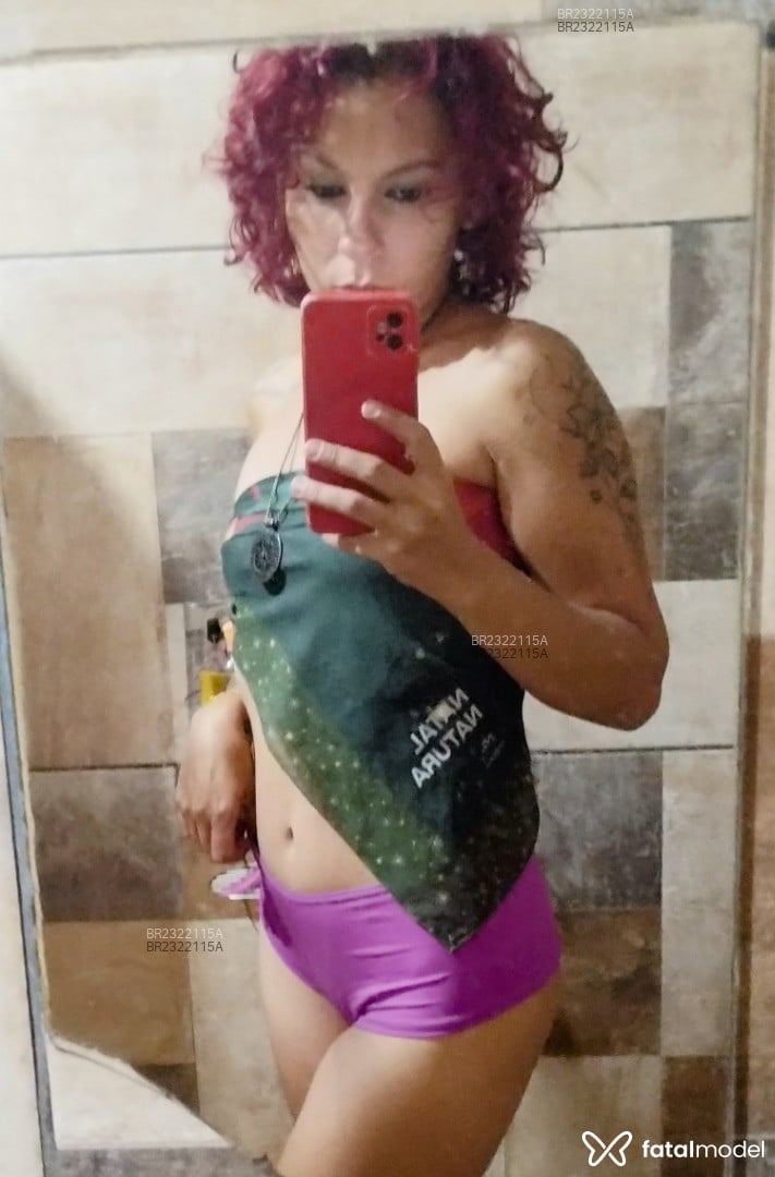 Acompanhante mulher ruiva (o) de olhos castanhos em Corumbá - Viflores