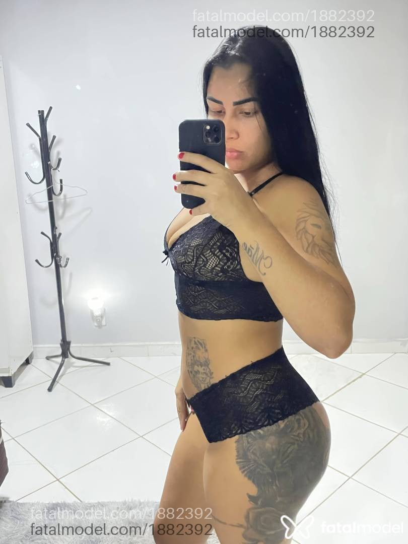 Acompanhante mulher morena (o) de olhos pretos - Sofia