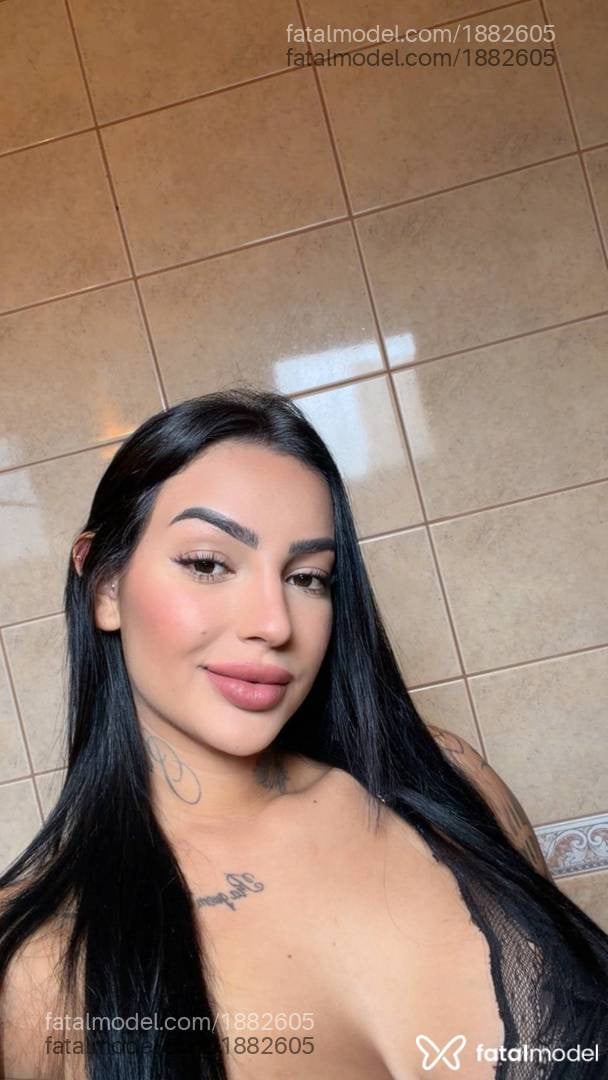 Acompanhante mulher com cabelo castanho de olhos pretos - Nataly Acompanhante mulher com cabelo castanho de olhos pretos - Nataly