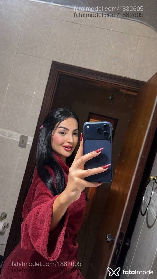 Acompanhante mulher com cabelo castanho de olhos pretos - Nataly