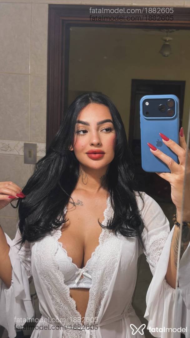 Acompanhante mulher com cabelo castanho de olhos pretos - Nataly