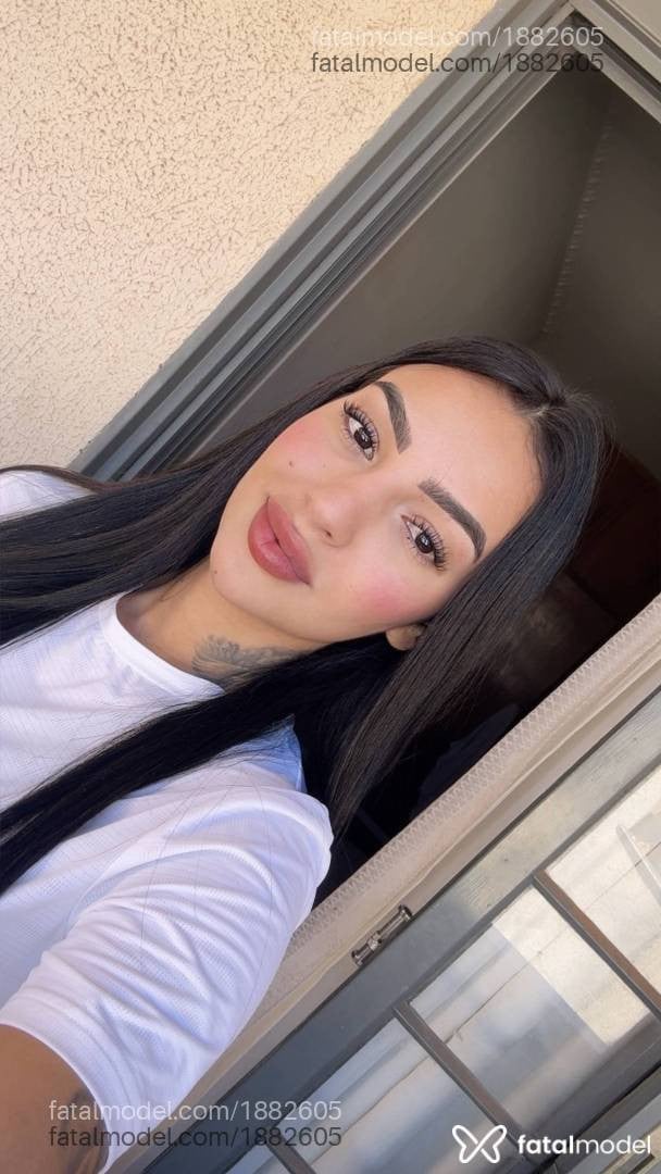 Acompanhante mulher com cabelo castanho de olhos pretos em Birigui - Nataly